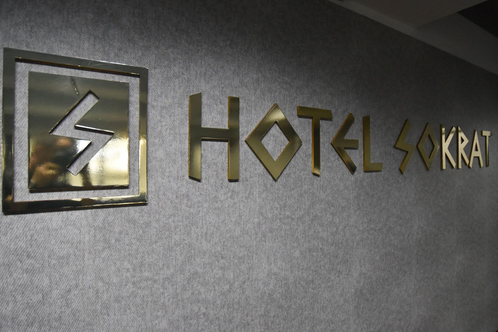 Hotel Sokrat Tirana Zewnętrze zdjęcie