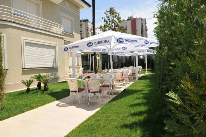 Hotel Sokrat Tirana Zewnętrze zdjęcie