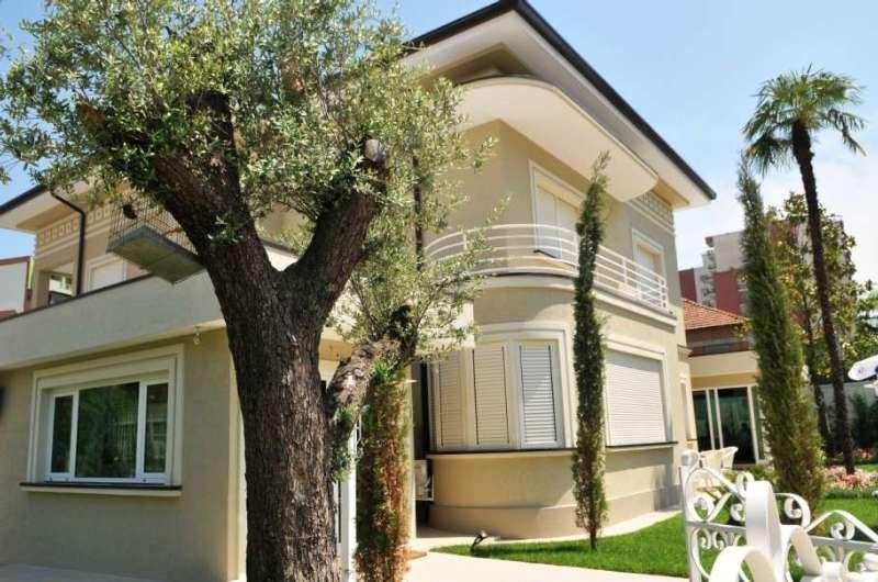 Hotel Sokrat Tirana Zewnętrze zdjęcie